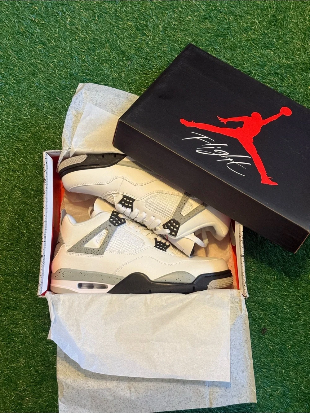 Air Jordan 4 Retro White Cement
